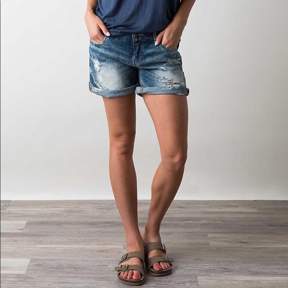 Buckle Black Fit 256 Distressed Jean Shorts